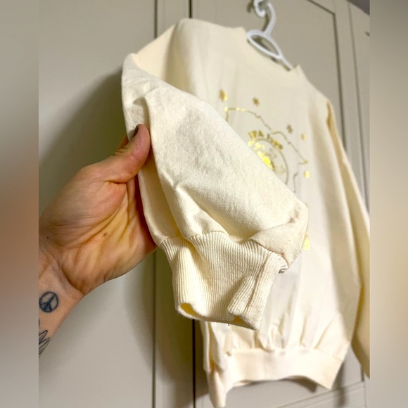 Vintage 1990’s Cream Gold Print Minnesota Graphic Crewneck Sweater - Picture 4 of 11